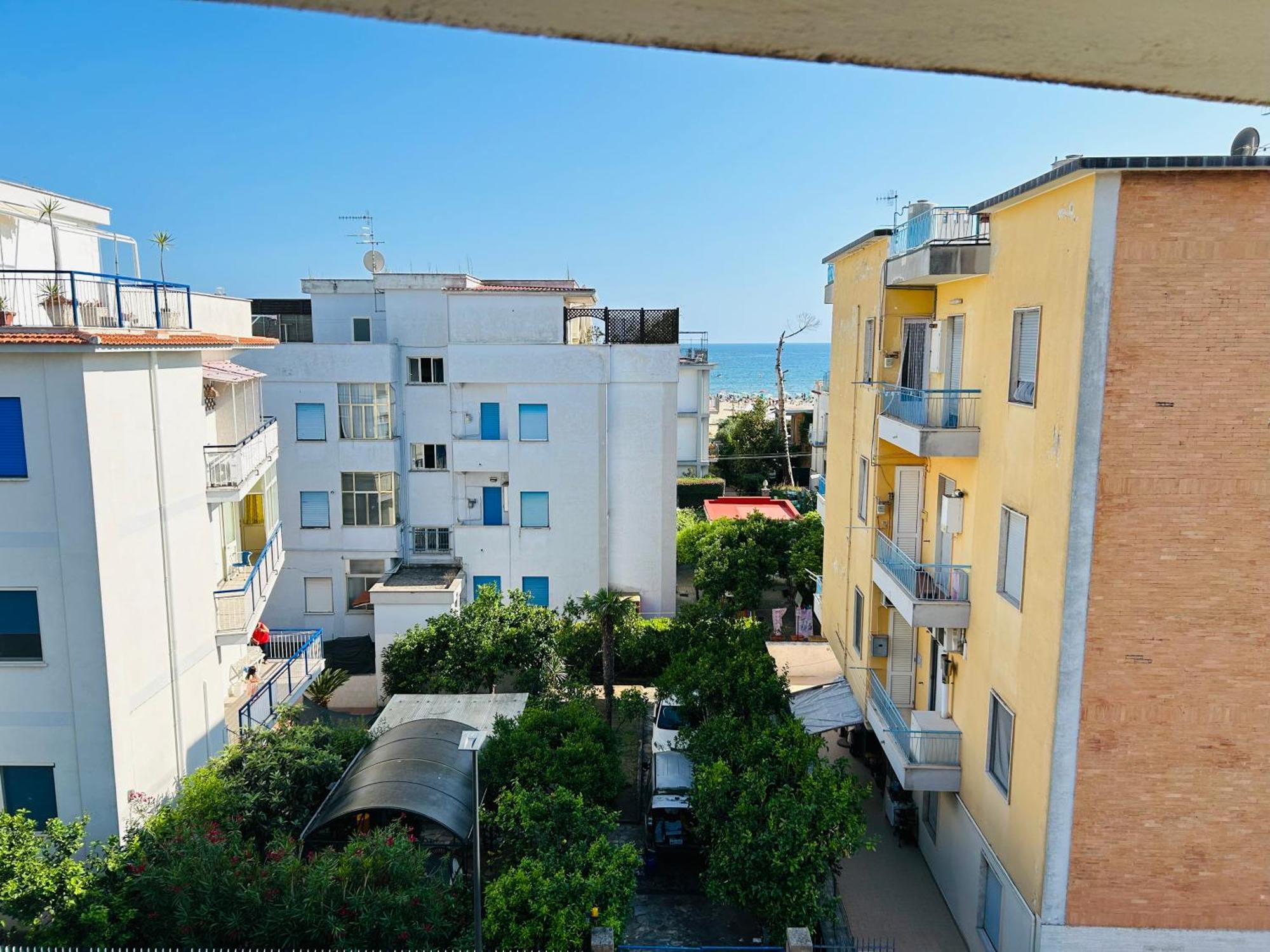 Bed and Breakfast Luisella à Gaète Extérieur photo